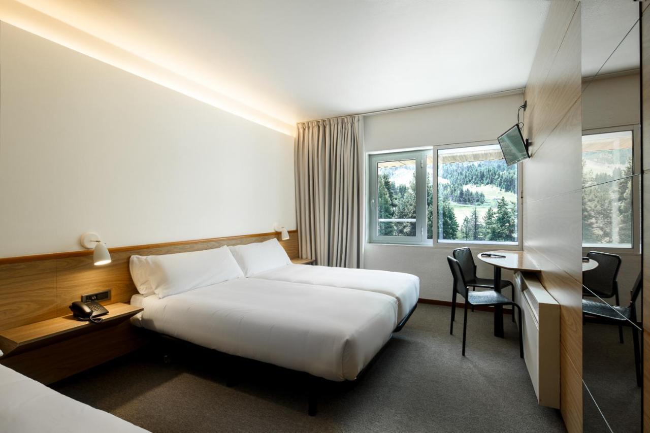 Alp Hotel Masella Zewnętrze zdjęcie